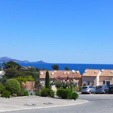 Front De Mer-1 * Fréjus